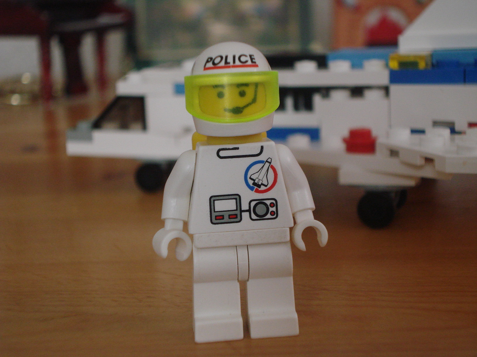 policespaceshuttle_005.jpg