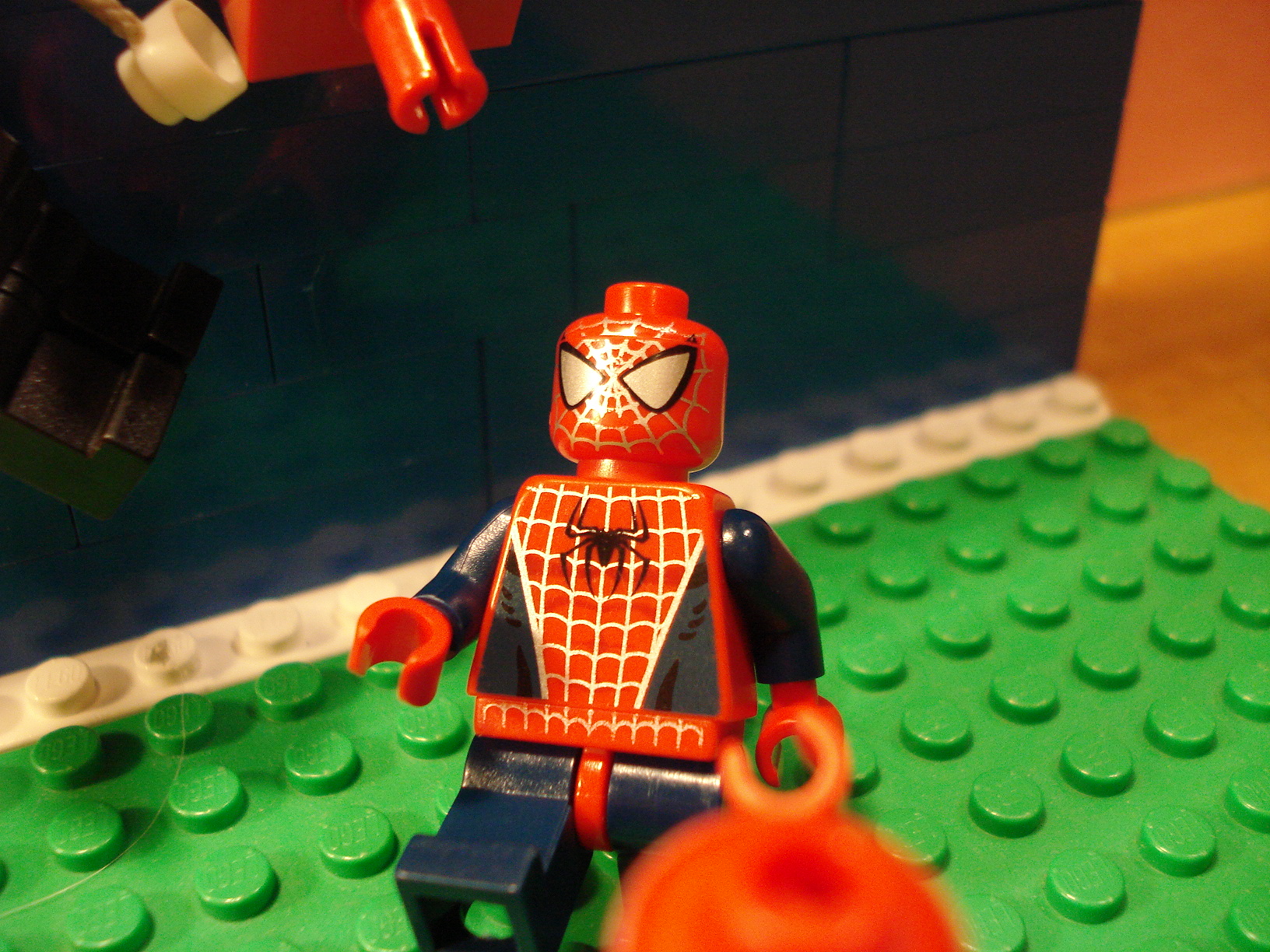 e_spidey_is_confused.jpg