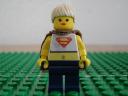 supergirlminifig_002.jpg
