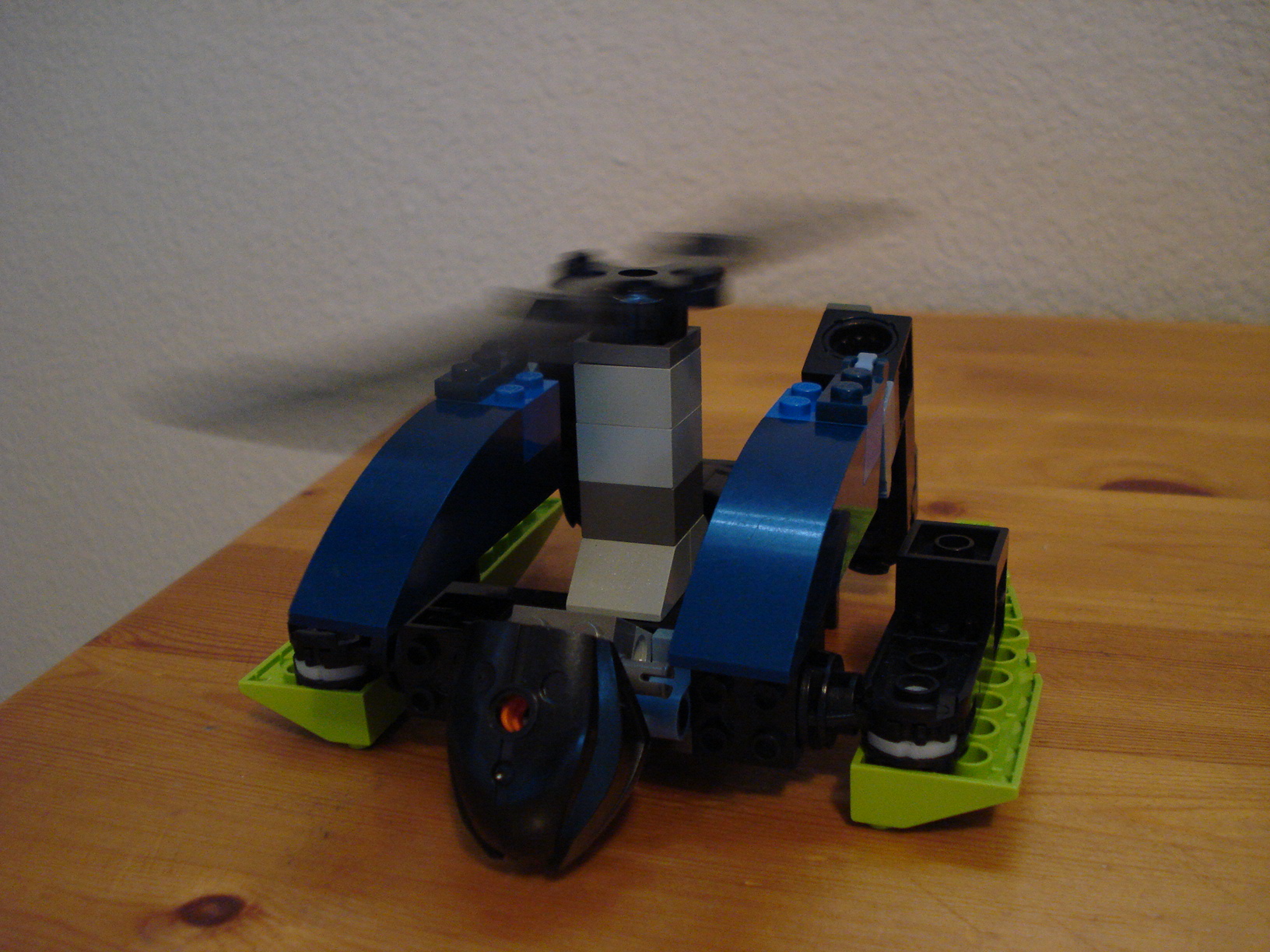 a_is_it_a_helicopter.jpg