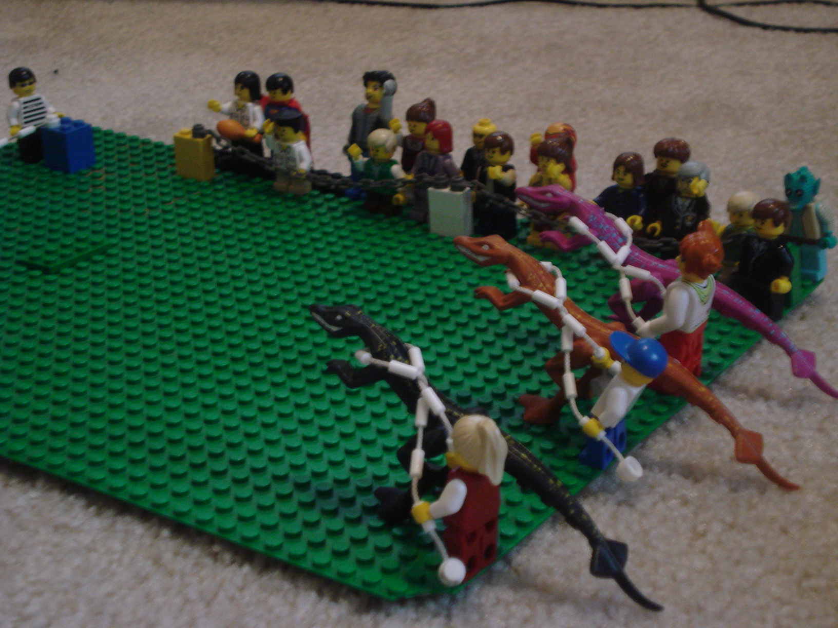velociraptorrace_002.jpg