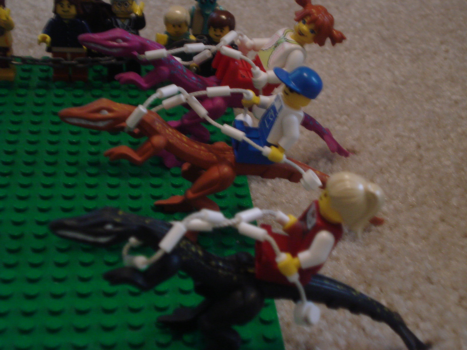 velociraptorrace_004.jpg