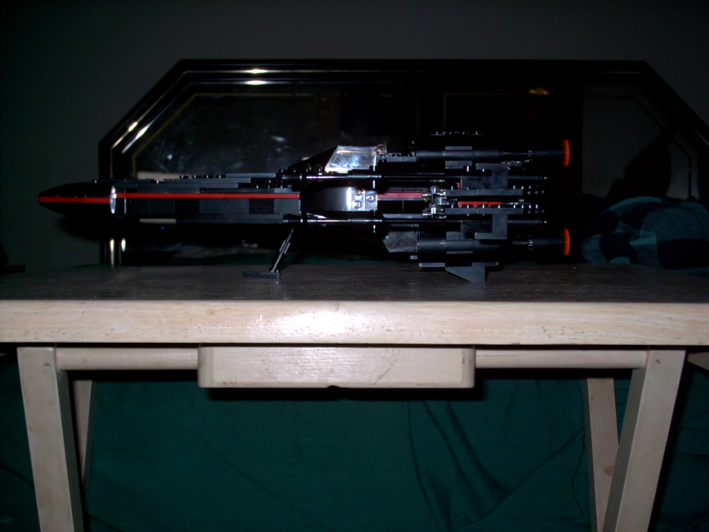 x-wing_left_side.jpg