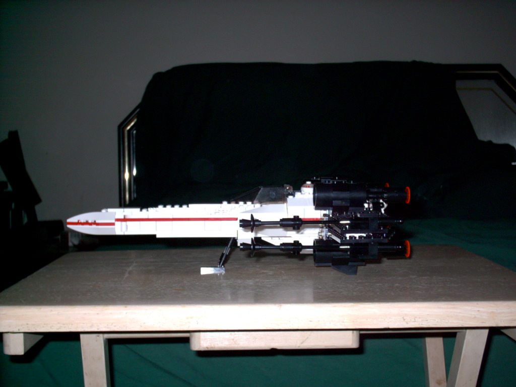x-wing_3_left_side.jpg