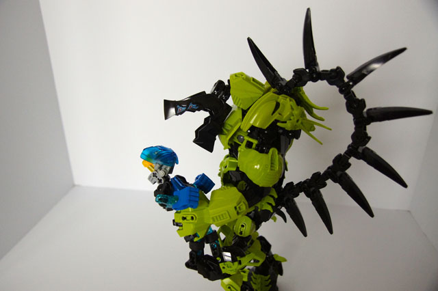 pickingupmatoran.jpg