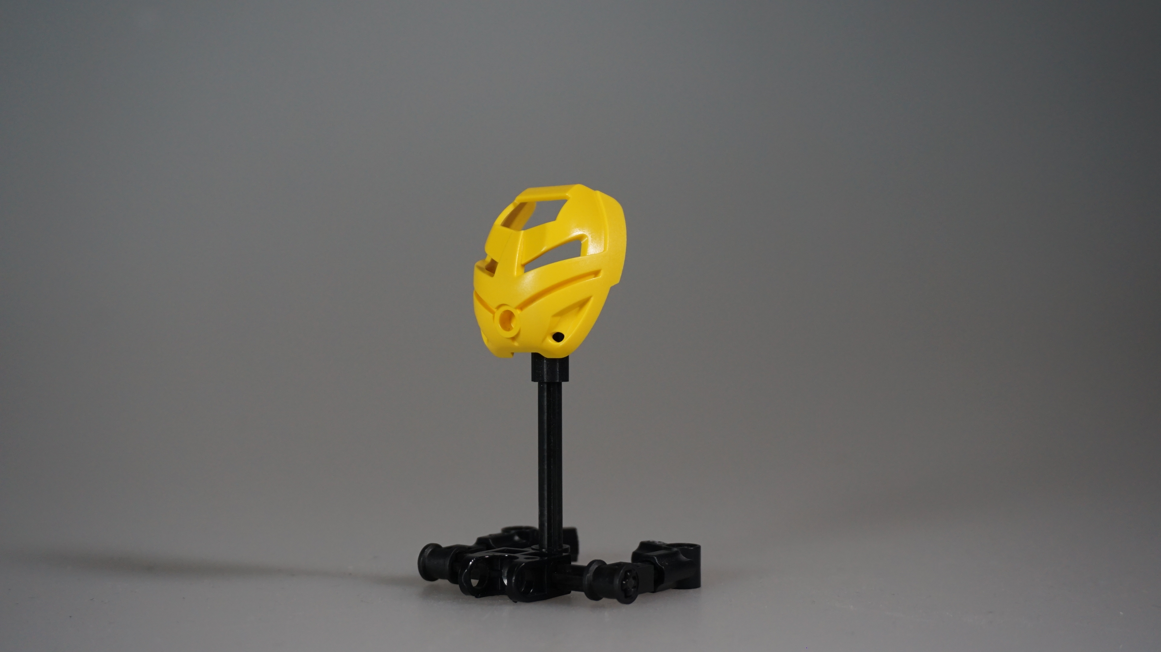 yellow_ruru.jpg