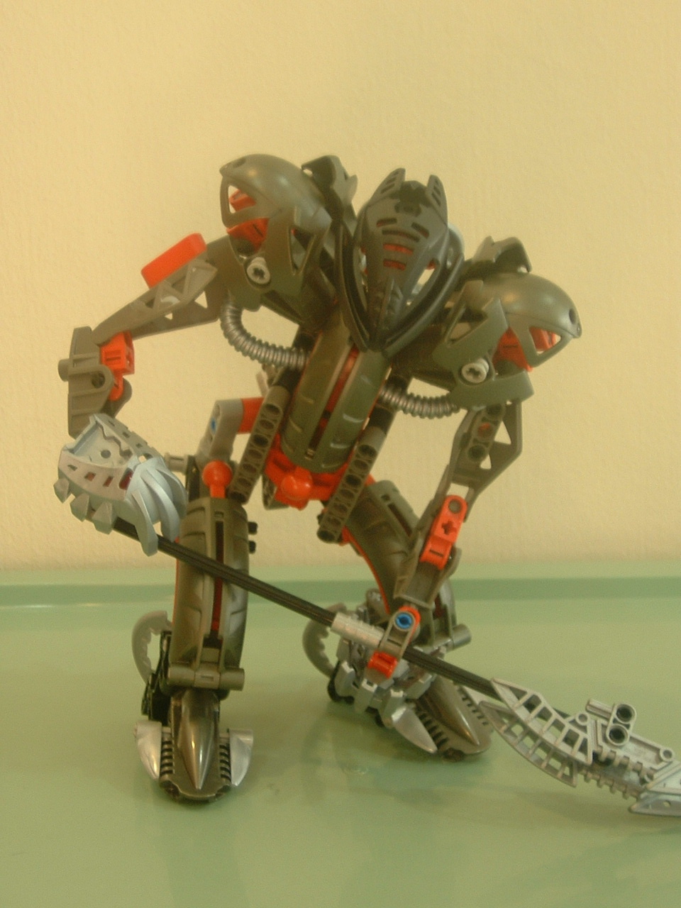 makuta.jpg