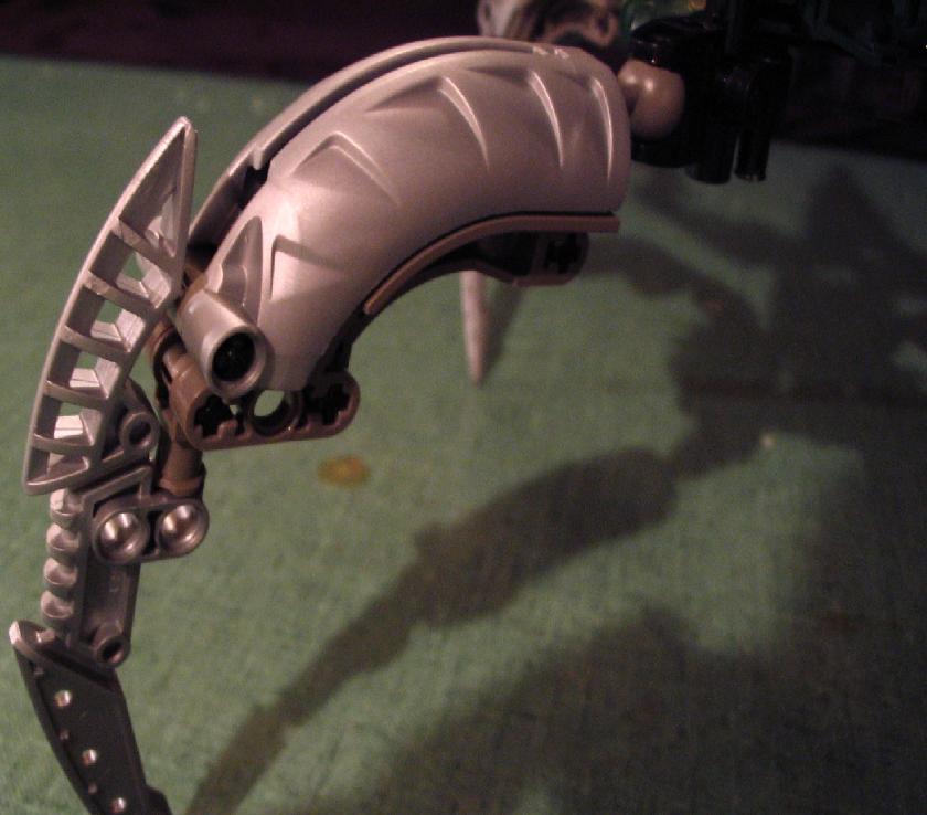 05-legcloseup.jpg