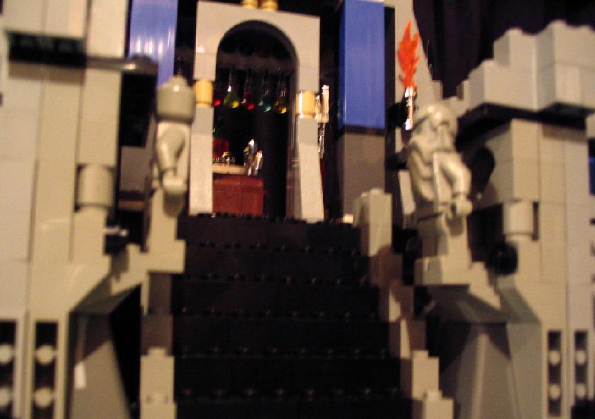 04-entrance.jpg