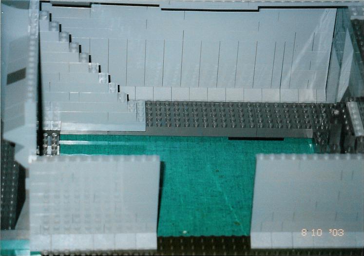 02hornburgcourtyard.jpg
