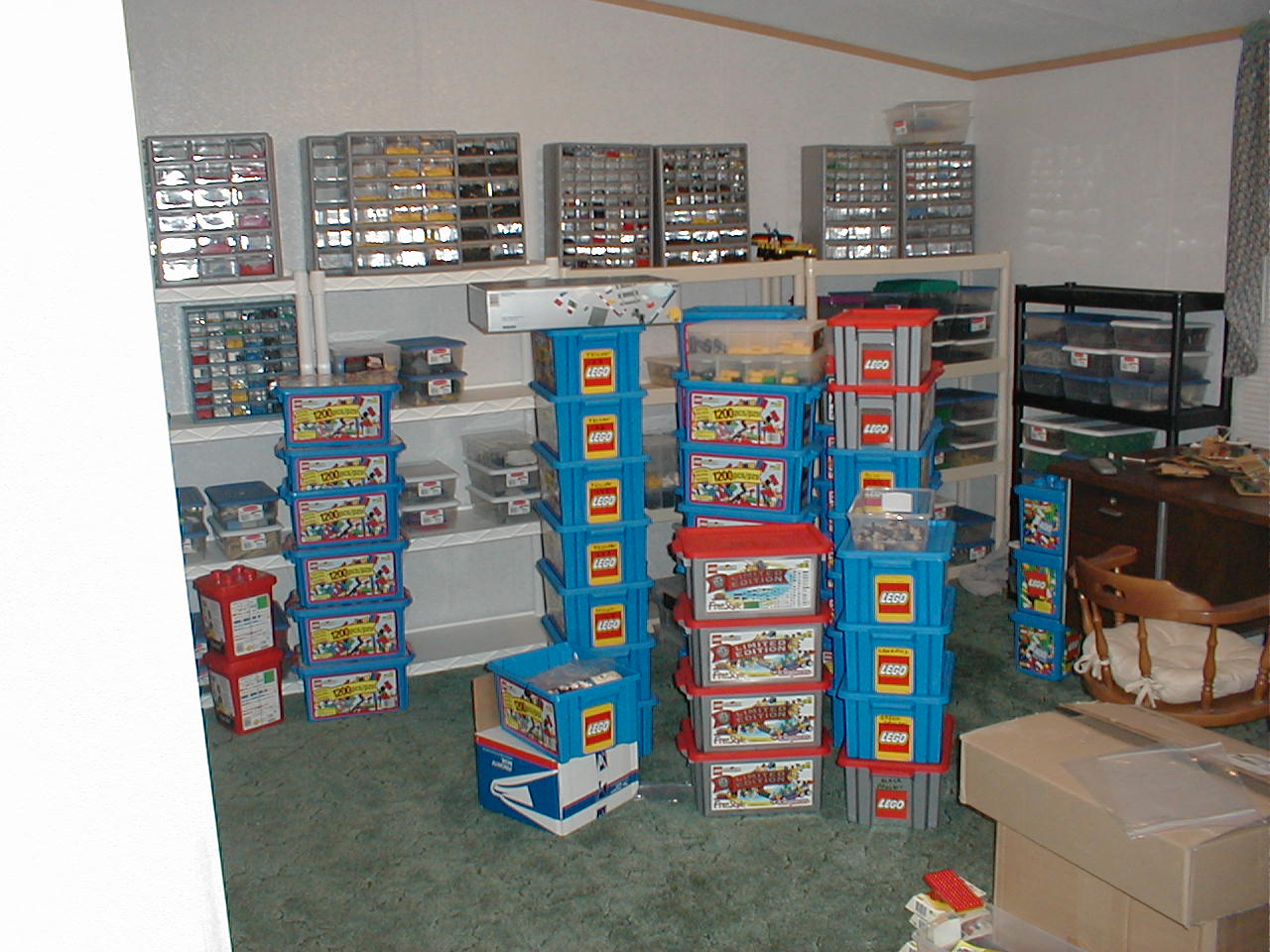 legoroom2.jpg