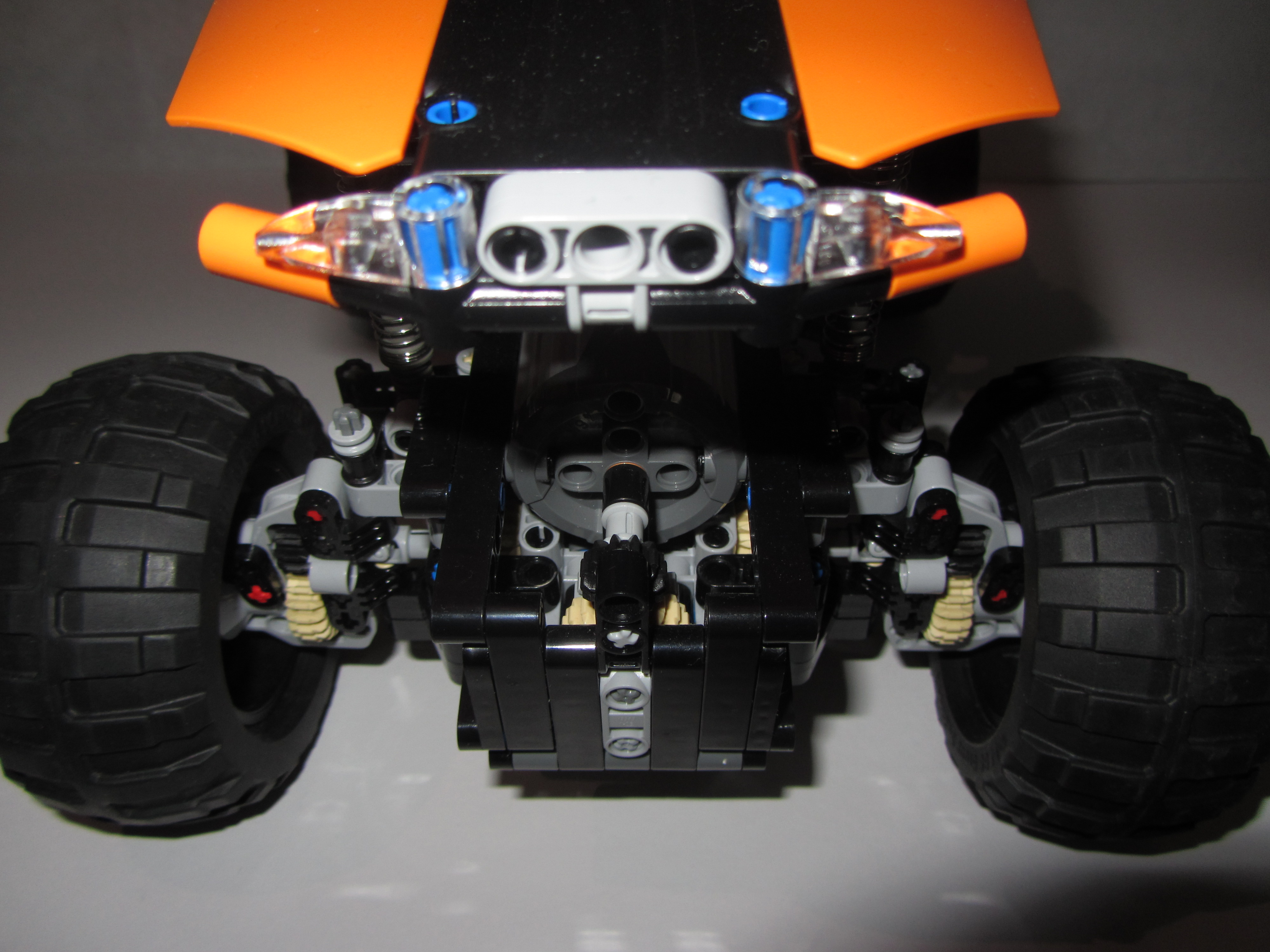 lego_technic_rock_crawler_027.jpg