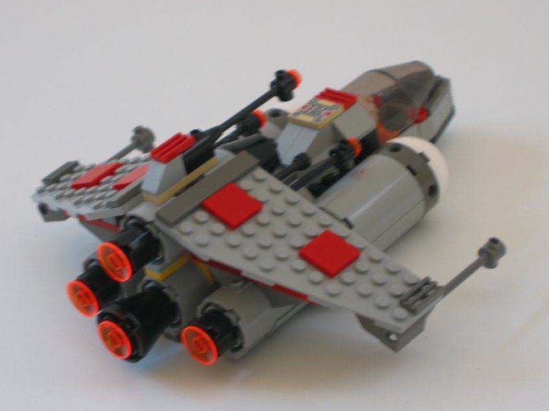 x-21_speeder_abovebackside.jpg