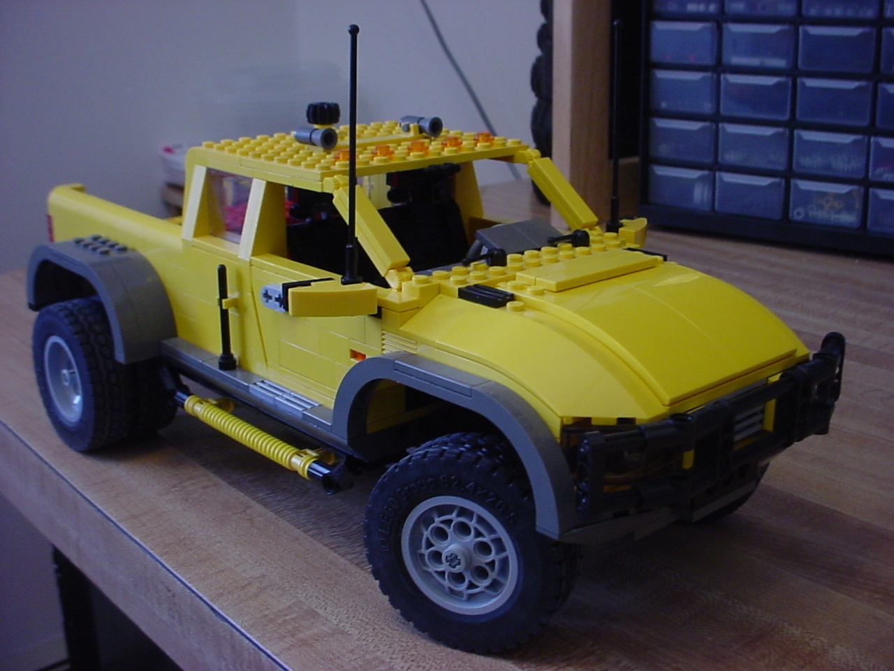 4404_dually_truck_grill_gaurd.jpg