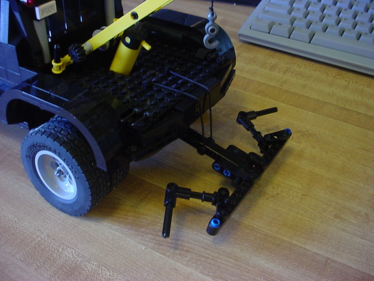 4404_tow_truck_wheel_lift_3.jpg
