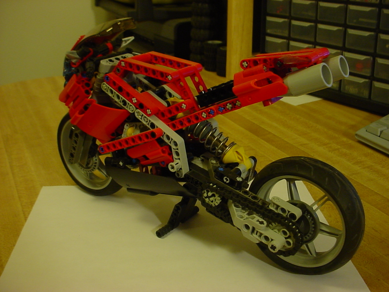large_red_sportsbike__superbike.jpg
