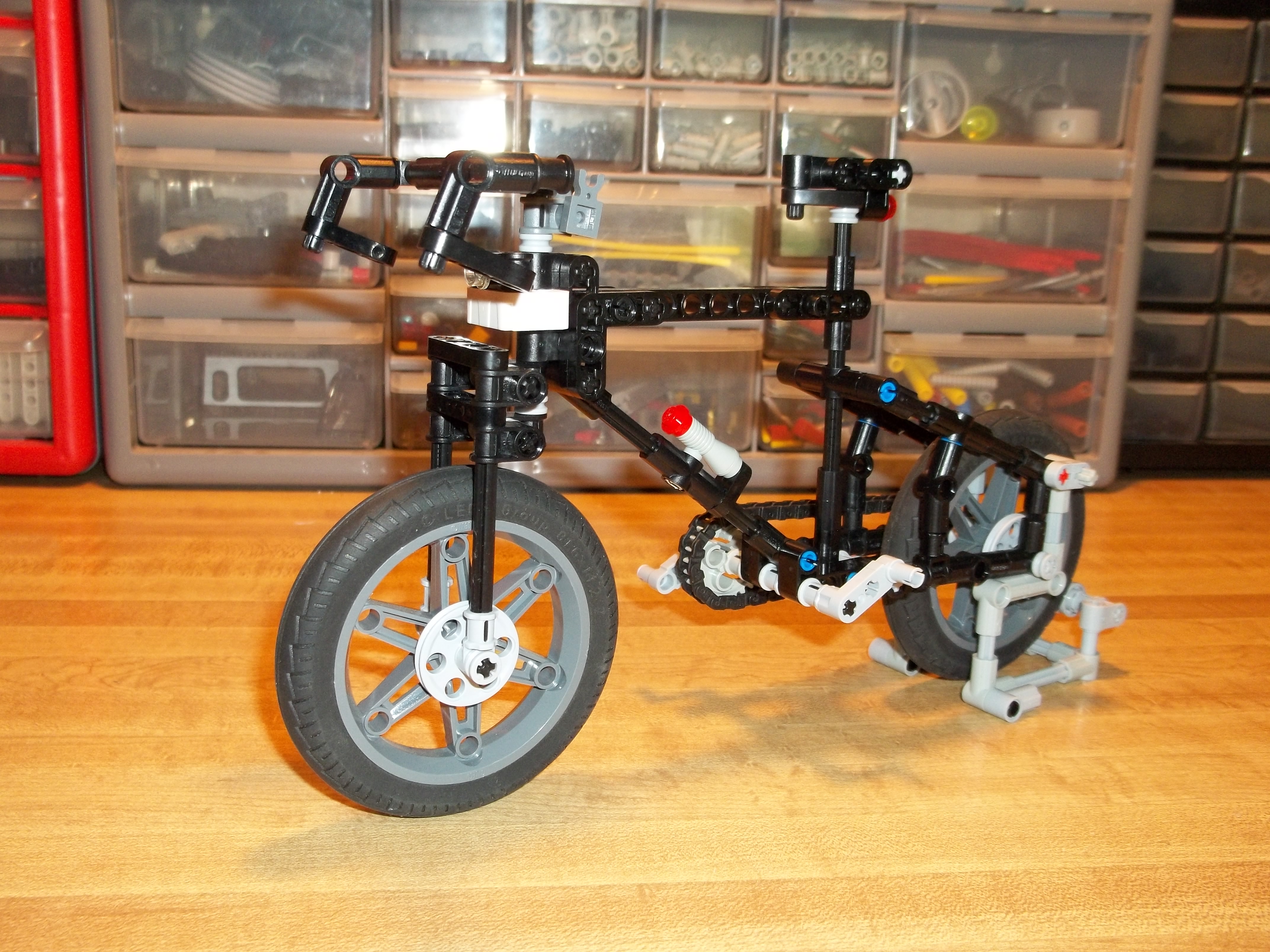 touring_bike_with_trainer_stand_1.jpg