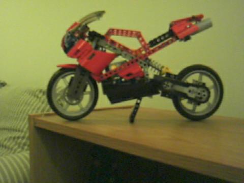 large_red_motorcycle.jpg