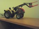 tractor_with_forks.jpg