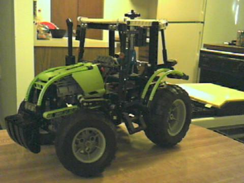 tractor_2.jpg