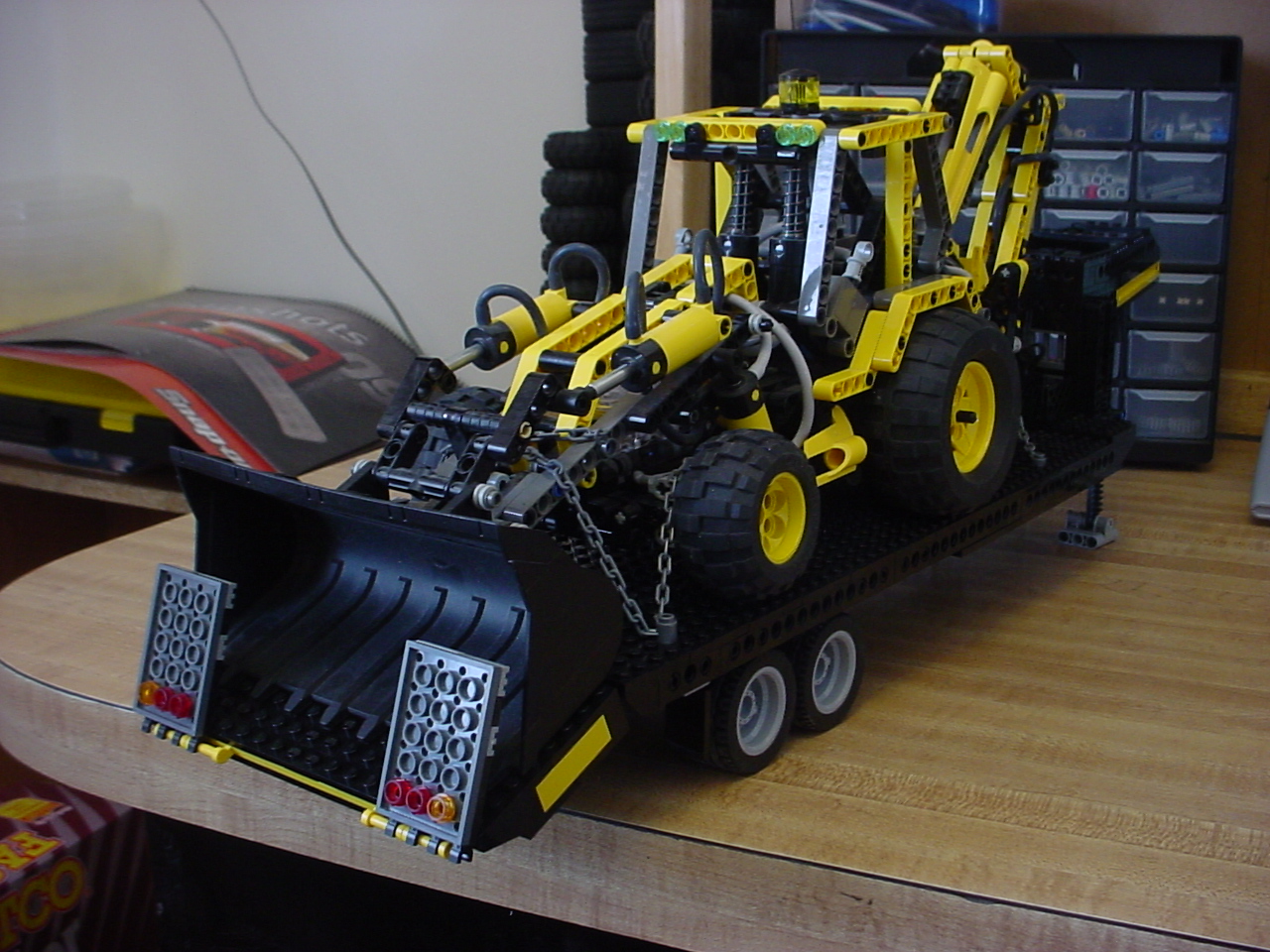 5th_wheel_trailer_completed_with_8455_4.jpg