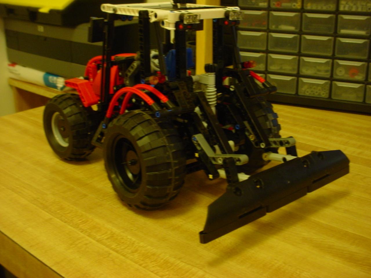 8063_with_attachments_3.jpg