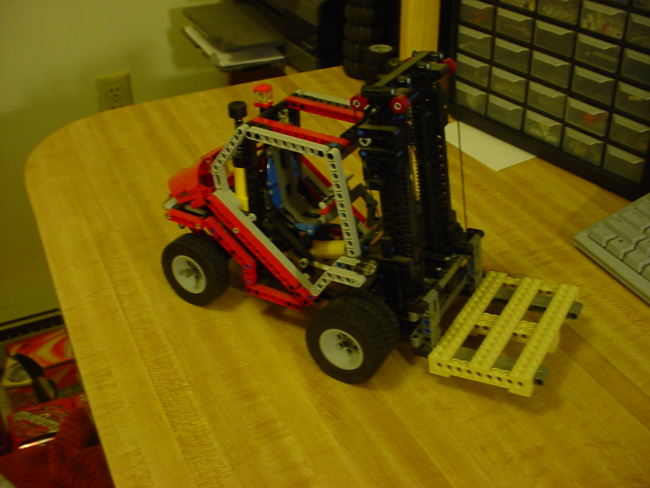 forklift.jpg