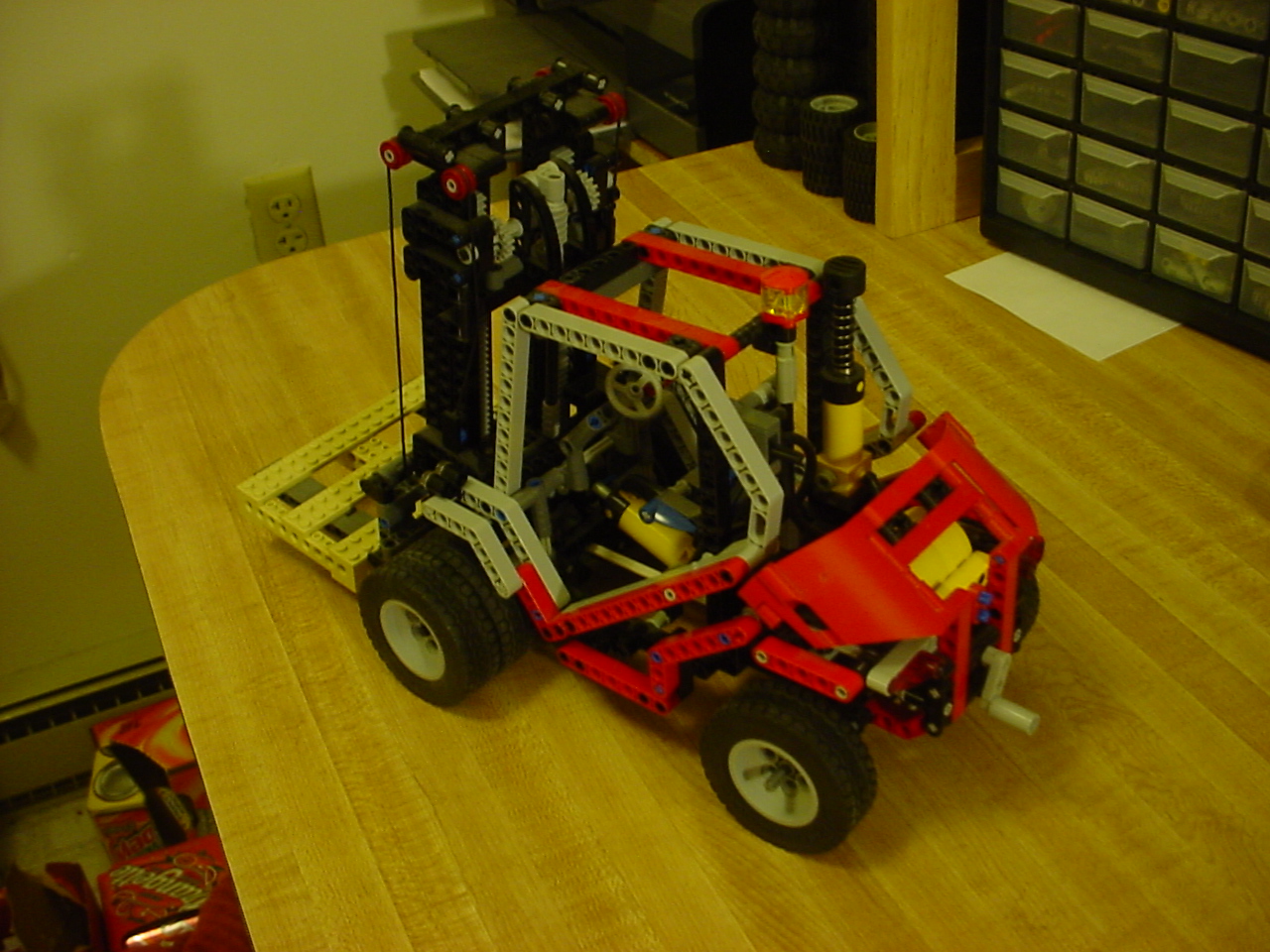 forklift_3.jpg
