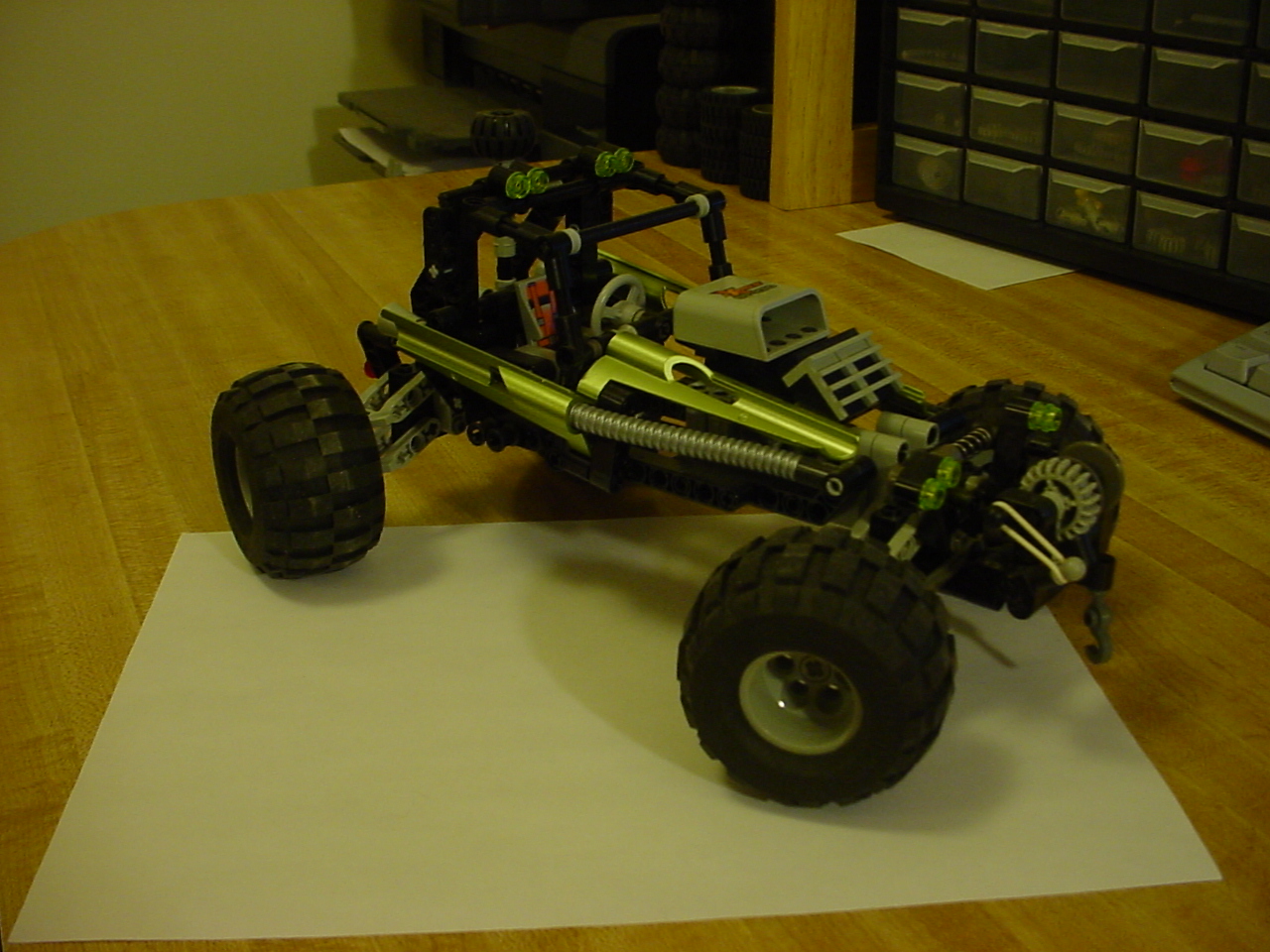 off_roader_w_4_wheel_steer.jpg