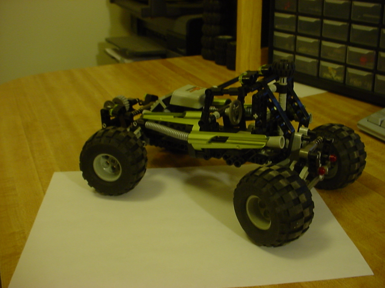 off_roader_with_4_wheel_steer.jpg