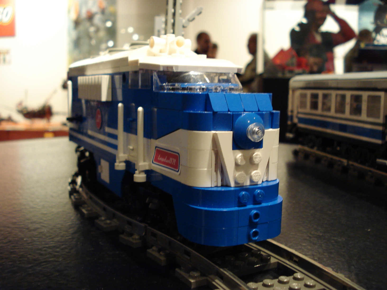 912-trains.jpg