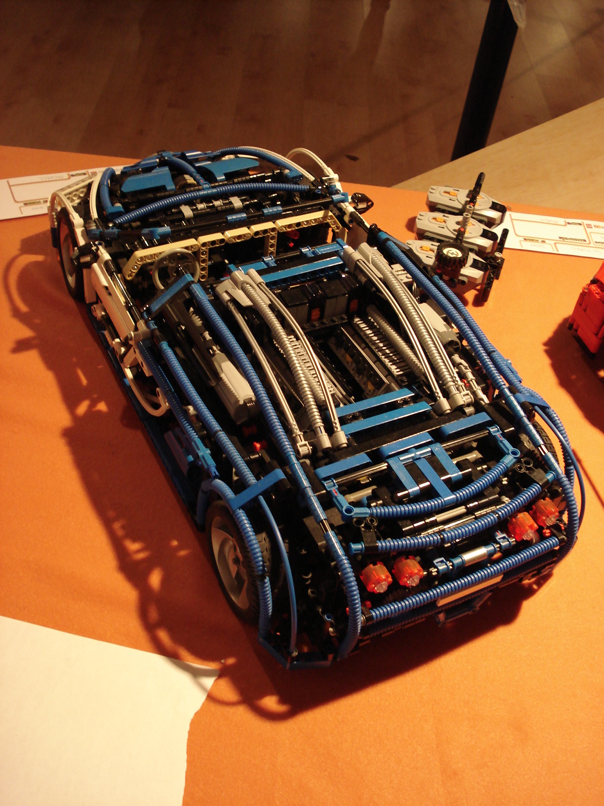 452-veyron.jpg
