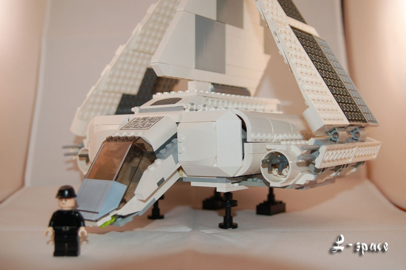 03_imperial_shuttle.jpg