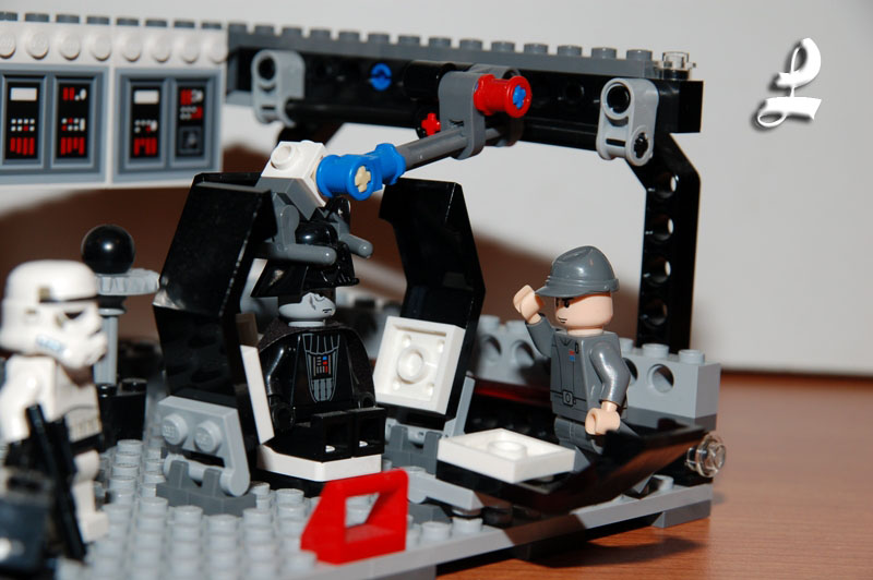 10_vaders_room.jpg