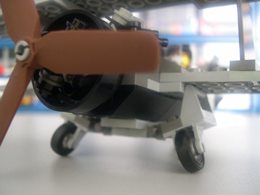 biplano_a8.jpg