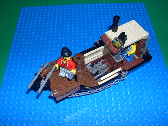 smugglerboat008.jpg