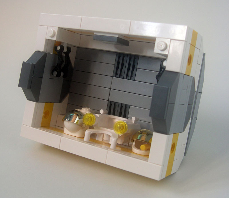 decompressioncontainer004.jpg