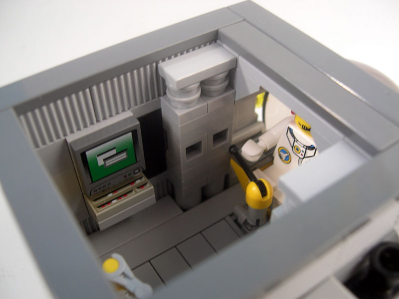 tugcontainer013.jpg