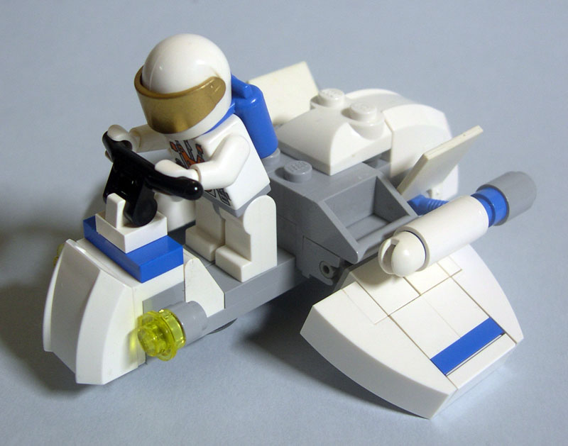whitespeeder006.jpg