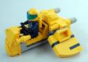 yellowspeeder01.jpg