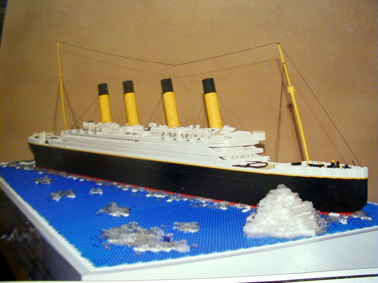 titanic.jpg