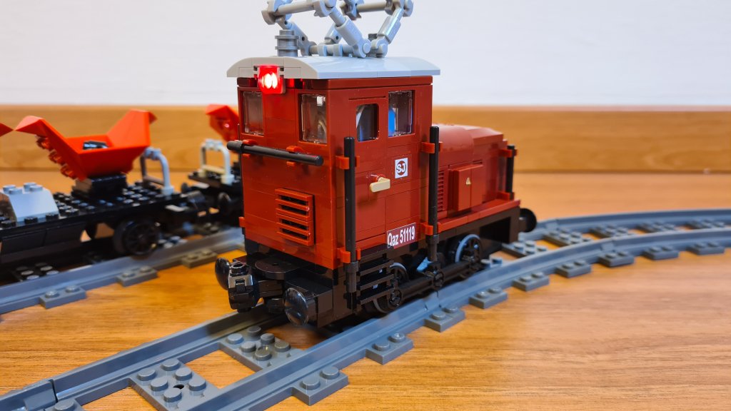 qaz51119-009.jpg
