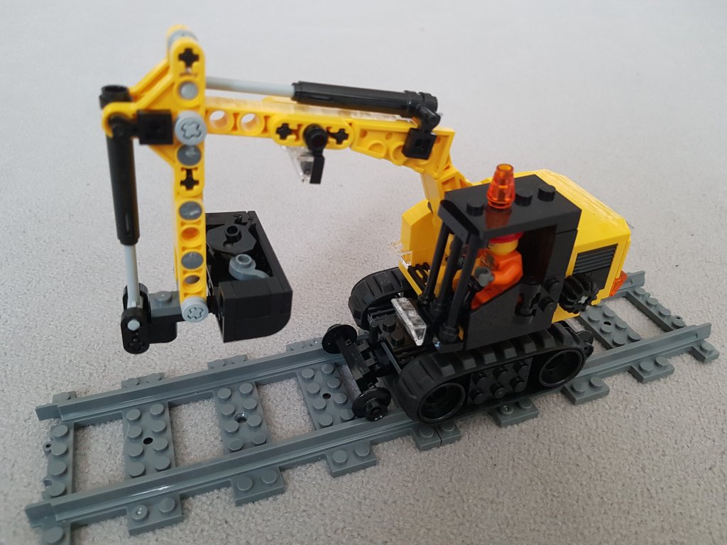 railexcavator-002.jpg