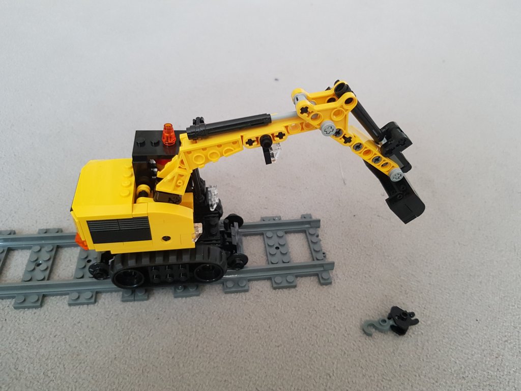 railexcavator-004.jpg