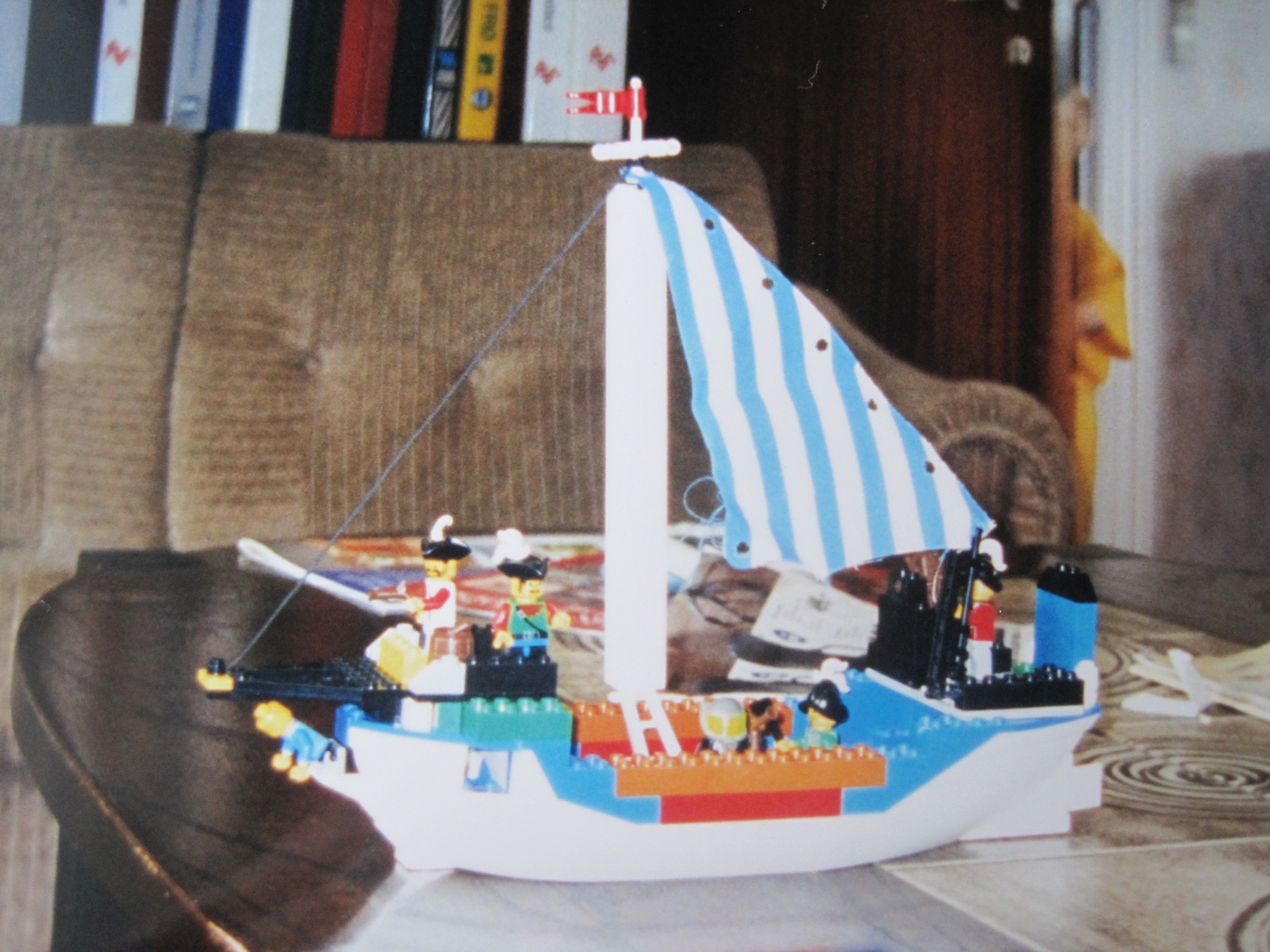2002_pointless_ship.jpg