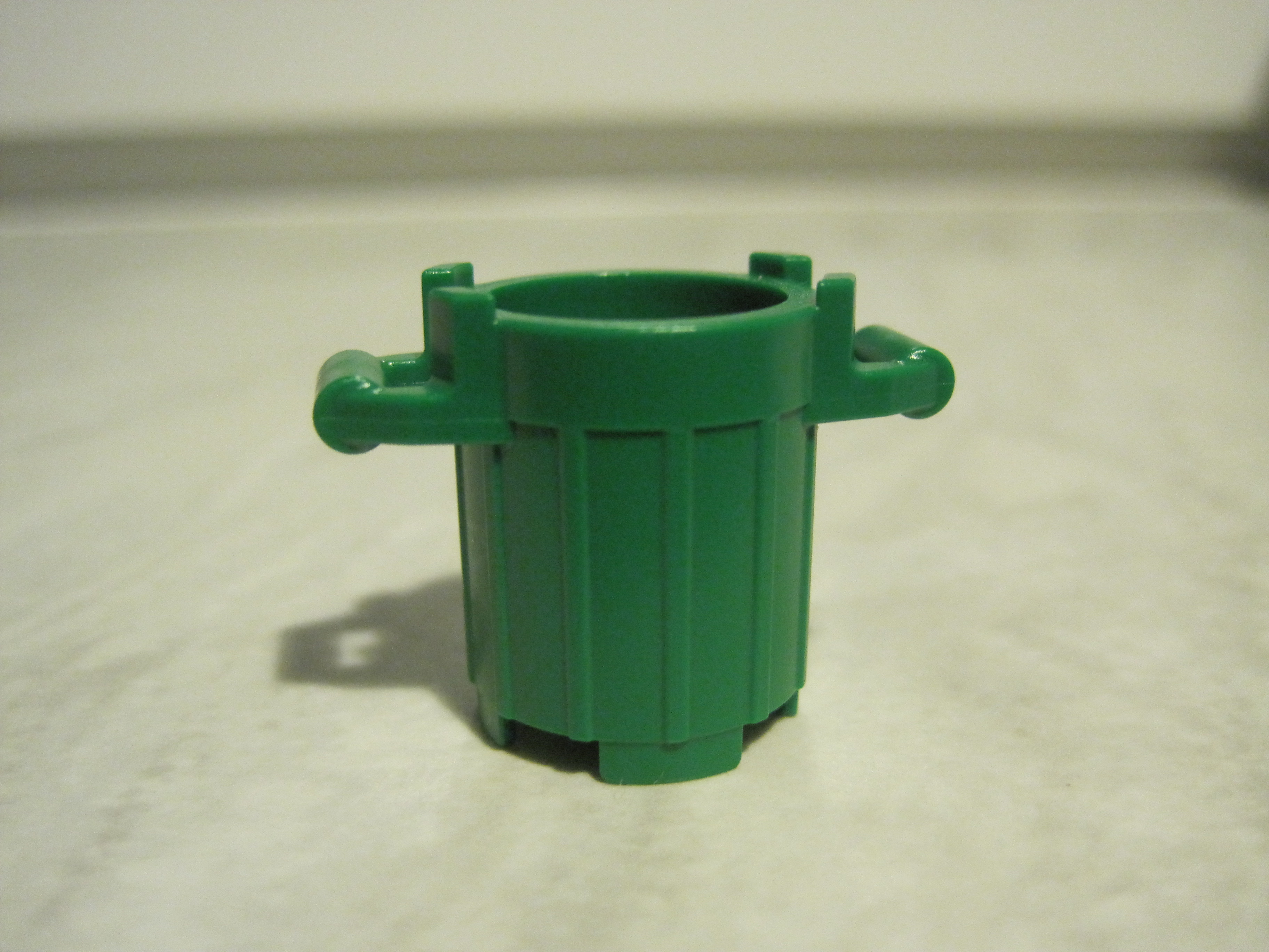 new_trash_can.jpg