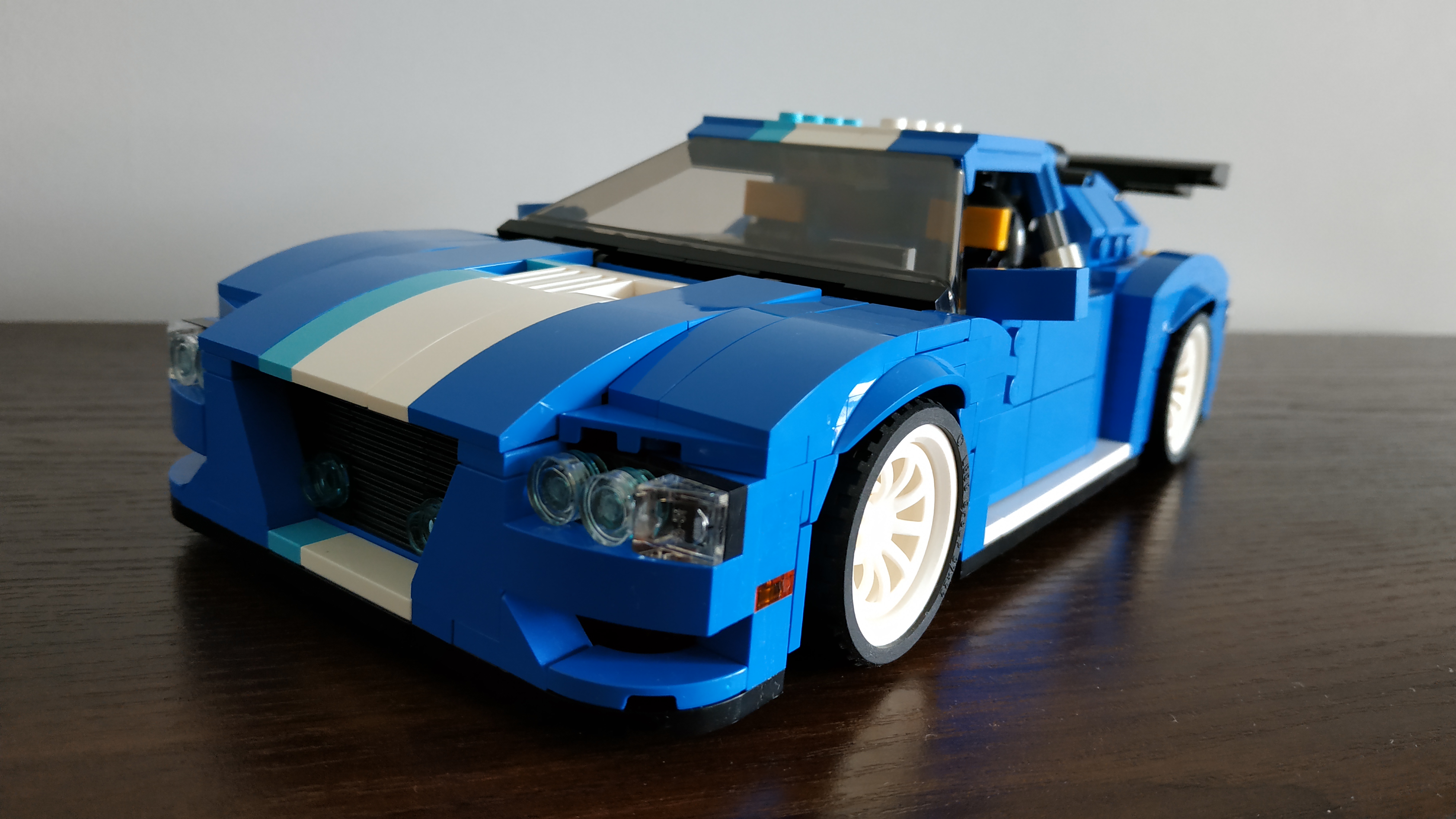 31070_02.jpg