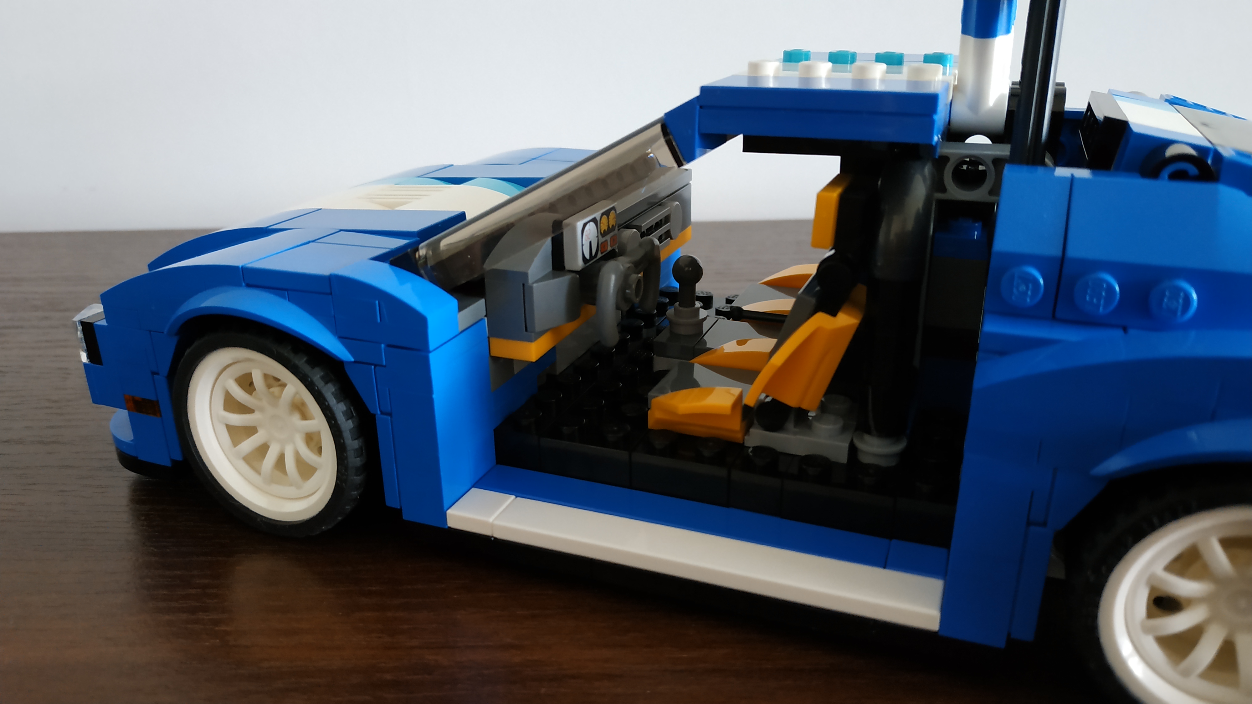 31070_05.jpg