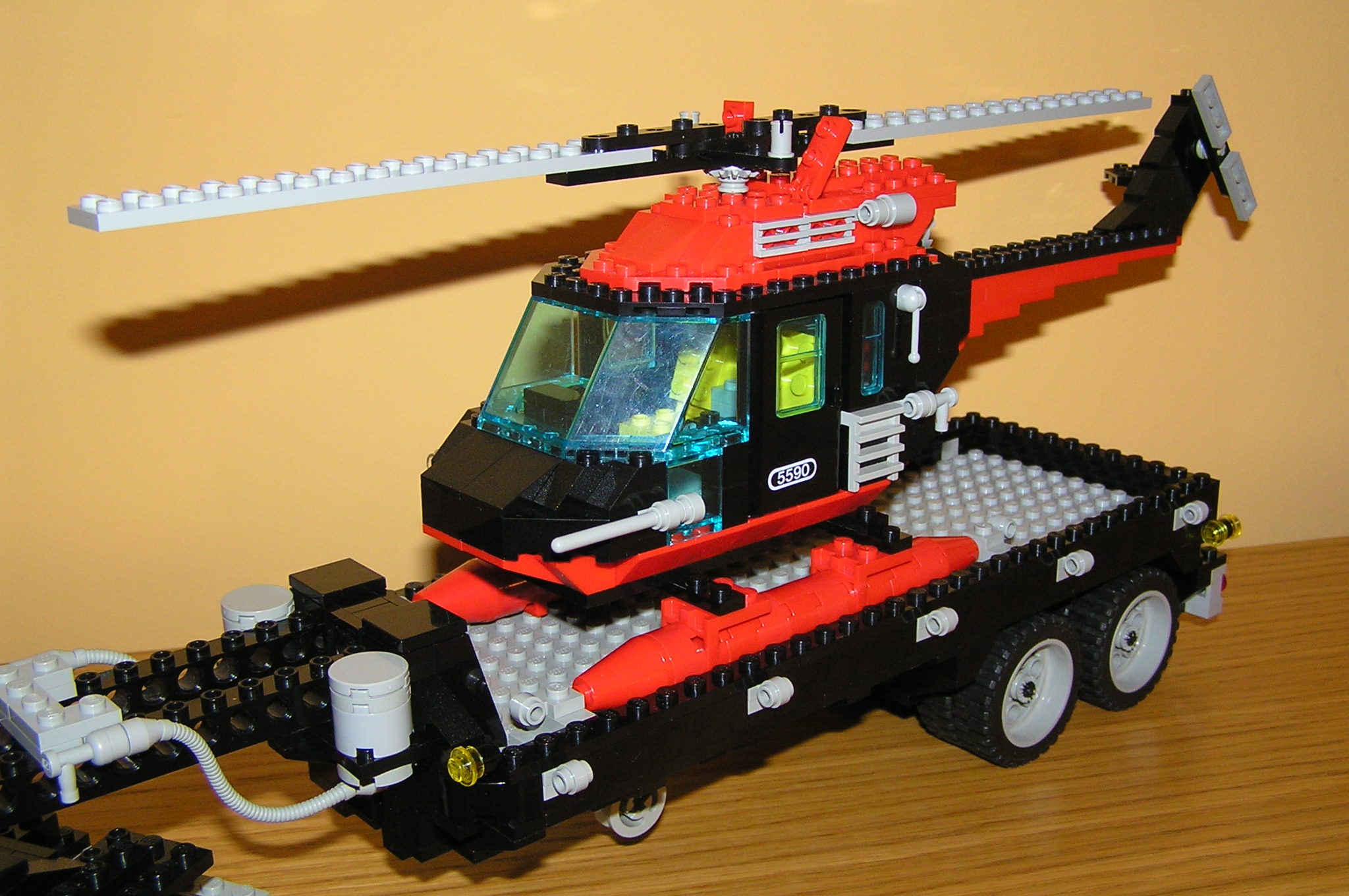 5590_2.jpg