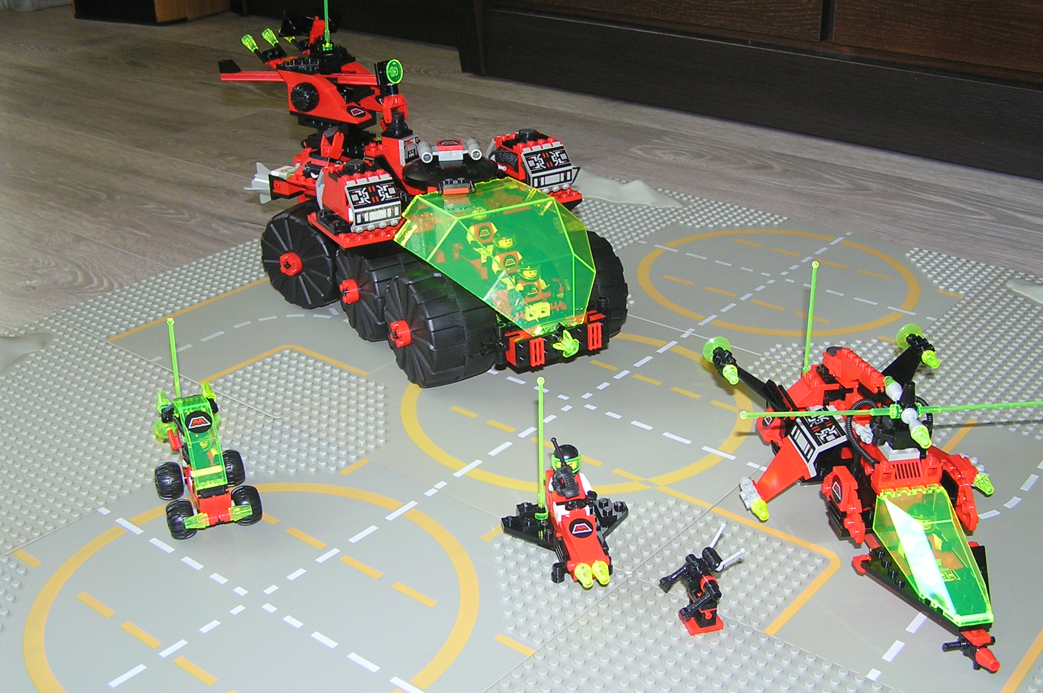 m-tron_02.jpg